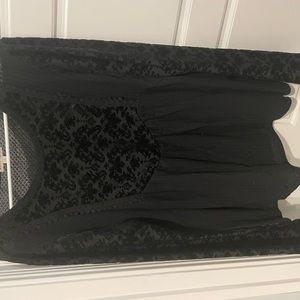 Boutique Long Sleeve Top Size XL